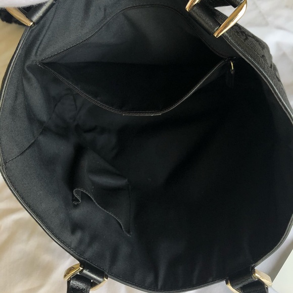 Gucci Small GG Canvas Abbey Tote - Picture 6 of 10